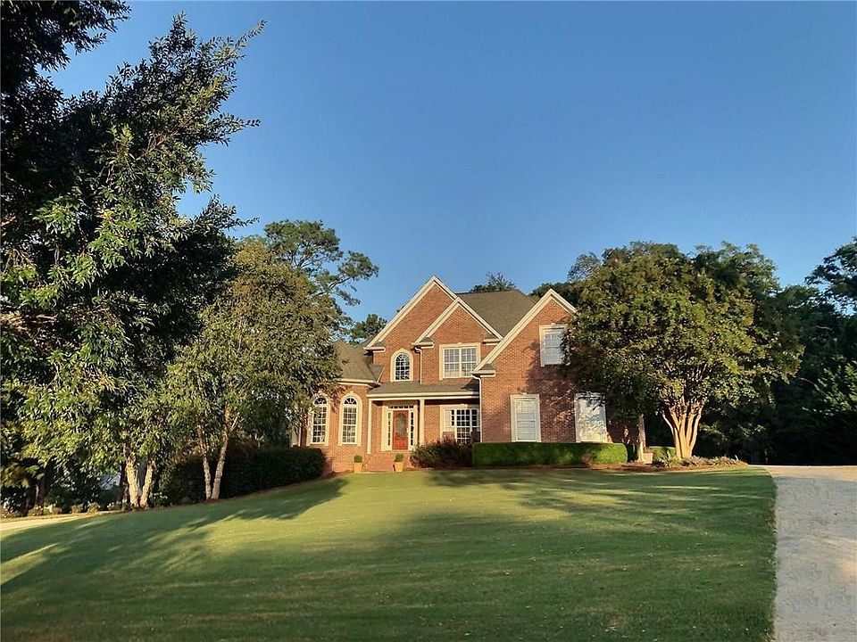 1st image of 45 Lake Park Ct