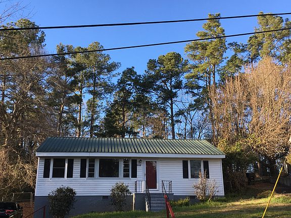 3rd image of 688 Lorraine Dr