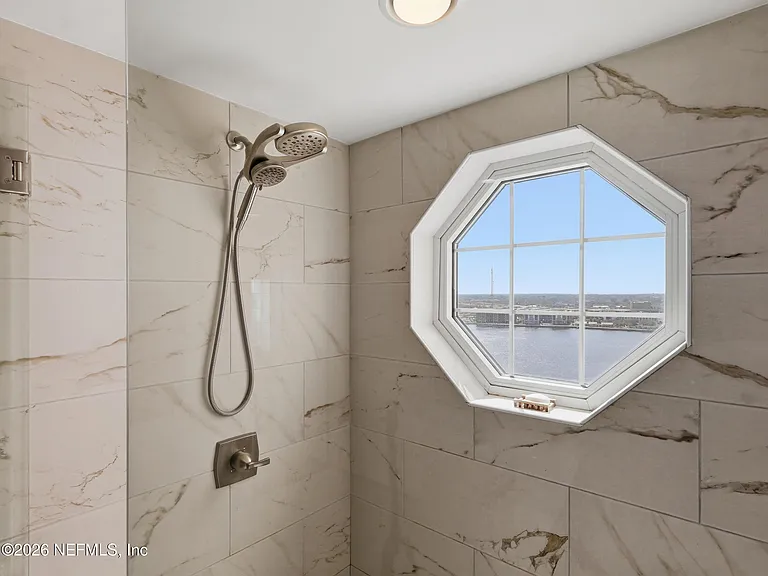 400 E Bay St #1706 — Photo 33