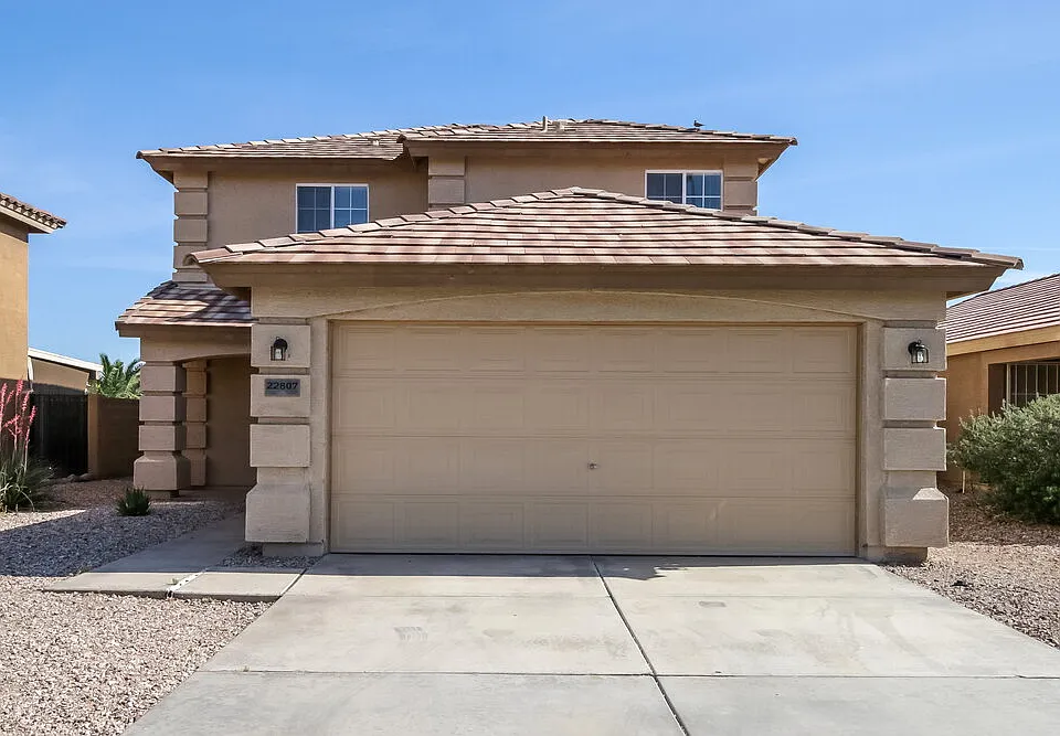 22807 W Gardenia Dr