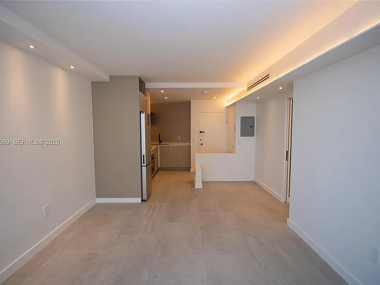 2899 Collins Ave #1422 — Photo 7