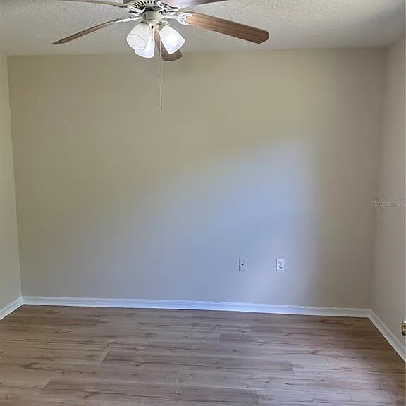 4833 Post Pointe Dr — Photo 18