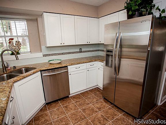 5th image of 12911 Cluster Pine Dr