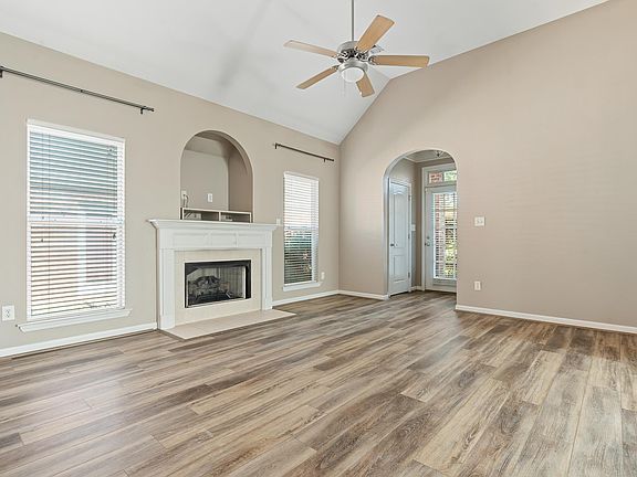 5th image of 5405 Magnolia Trl