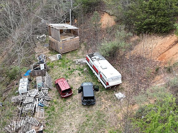 5th image of 719 Simerly Creek Rd