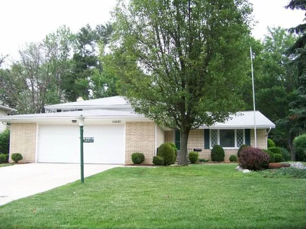 14820 Cherokee Trl, Middleburg Heights, OH 44130