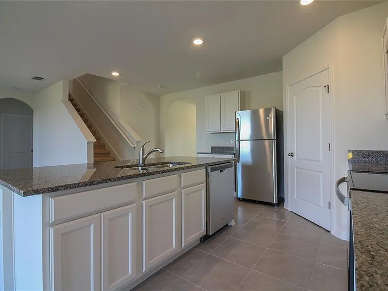 2822 Ivy Lake Ct — Photo 7