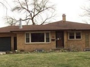 912 Airfield Ln, Midland, MI