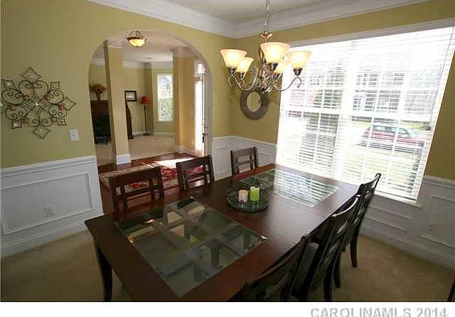 10132 Montrose Dr NW — Photo 5