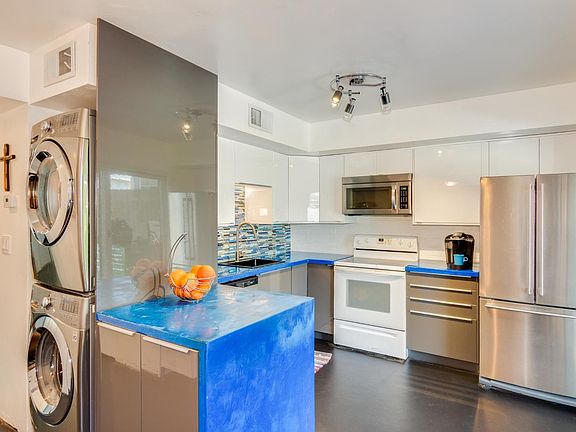 5th image of 2425 W Missouri Ave #5429