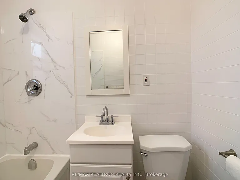 48 Mann Ave — Photo 15