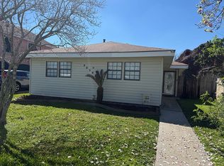 2936 Hero Dr, Gretna, LA 70053