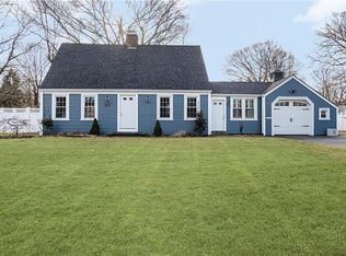 273 Algonquin Dr, Warwick, RI 02888