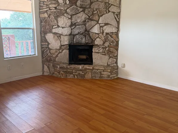 707 Bracewood Cir #D, San Marcos, TX 78666