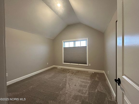 4th image of 9809 Featherwood Ln