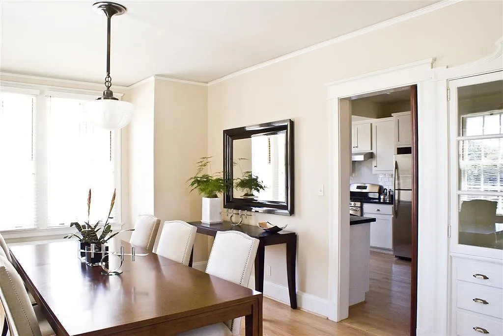 3 bed, 1700 sqft, $11,800 — Photo 3