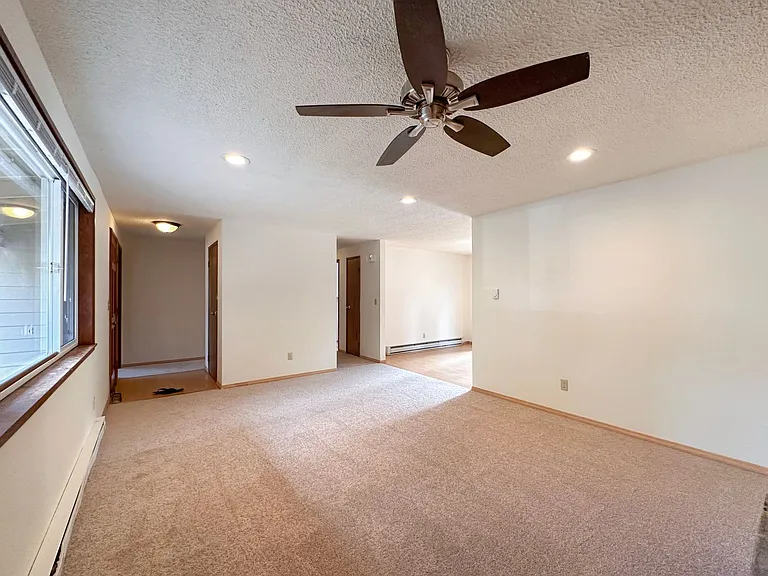 6909 133rd Ct NE — Photo 4