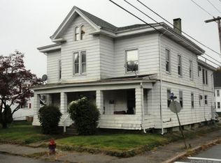 98 Cliff St, Norwich, CT 06360