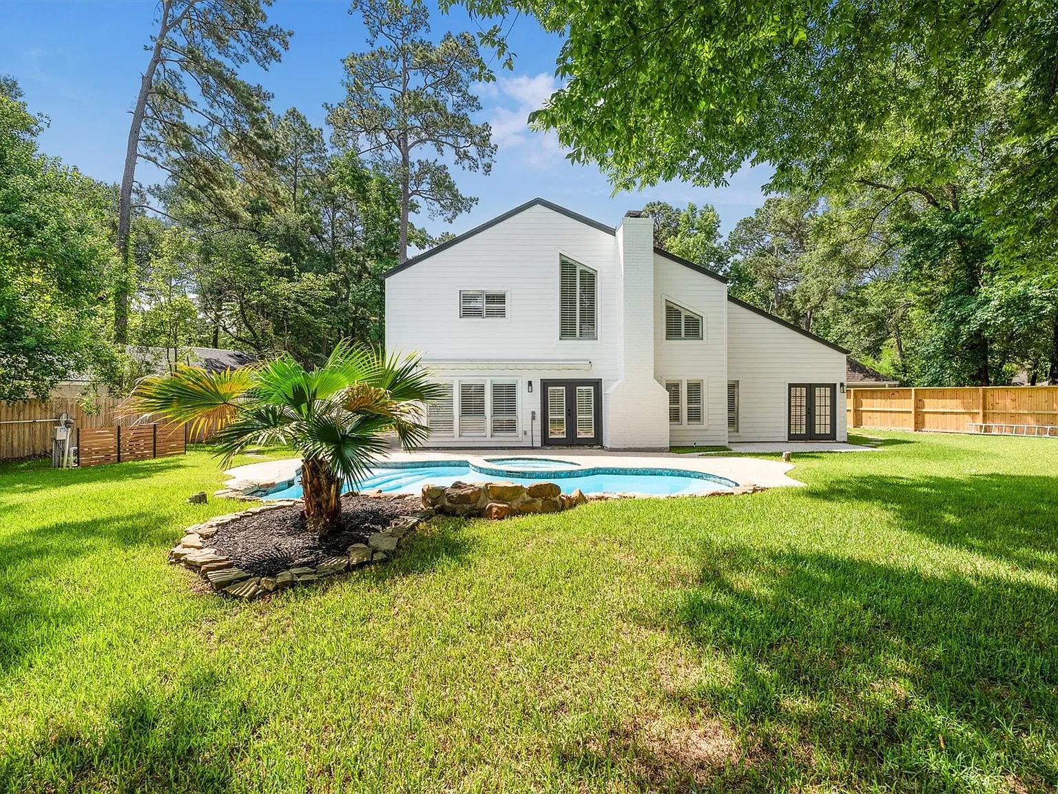 3 bed, 2.5 bath, 2132 sqft, $3,500 — Photo 4