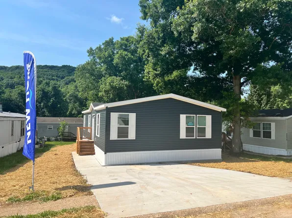 3372 Geranium Dr #14, Imperial, MO 63052