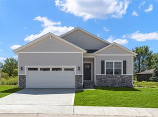 2008 N 7th St, Indianola, IA 50125