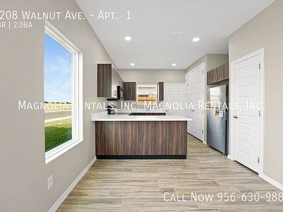 5th image of 4208 Walnut Ave APT 1