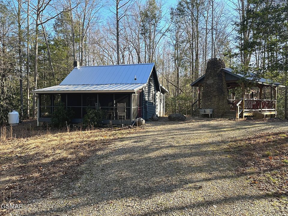 1st image of 150 Cricket Hollow Way