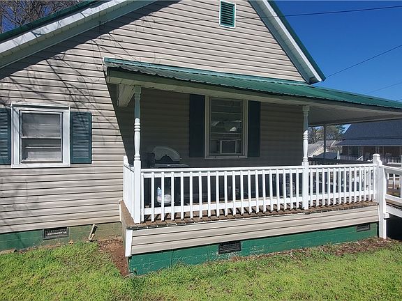 5th image of 114 Hampton St