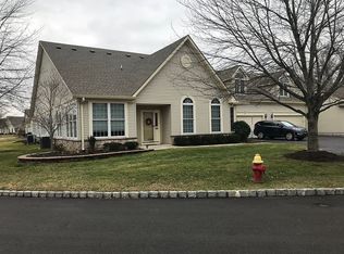 923 Daylily Dr, Langhorne, PA 19047