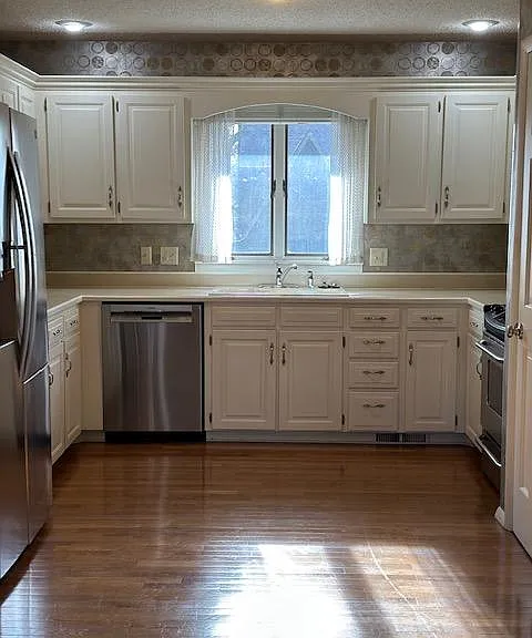 1242 S Sugar Hill Pl — Photo 2