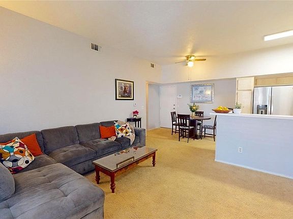 5th image of 24474 Valle Del Oro Unit 102