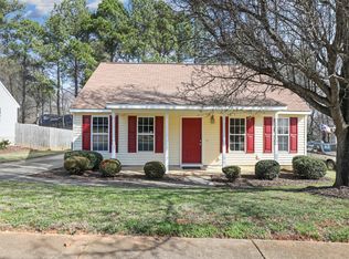 112 Red Feather Ct, Holly Springs, NC 27540