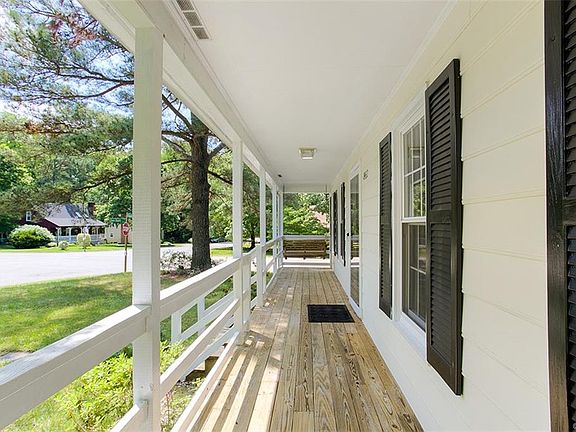 3rd image of 8462 Den Bark Dr