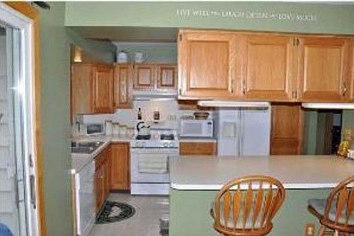 5th image of 644 Cloverdale Ave NW