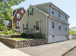 11 Sunset Rd, Arlington, MA 02474
