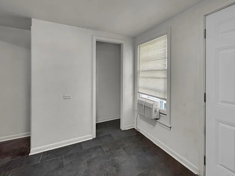 3701 Parkwood St — Photo 13