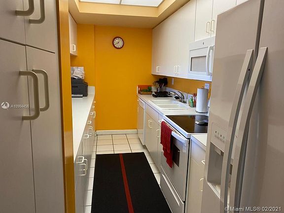 4th image of 9805 NW 52nd St APT 521