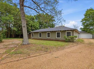 5590 Clinton St, Beaumont, TX 77706
