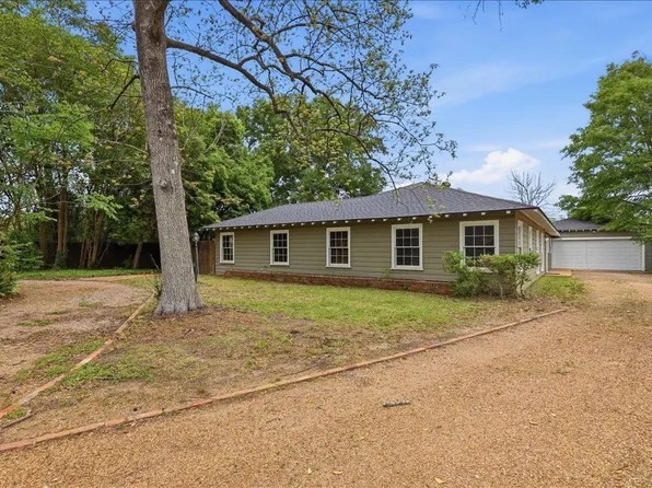 5590 Clinton St, Beaumont, TX 77706