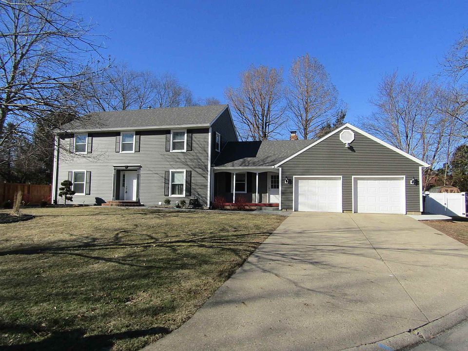 1st image of 20 Vermont Ct
