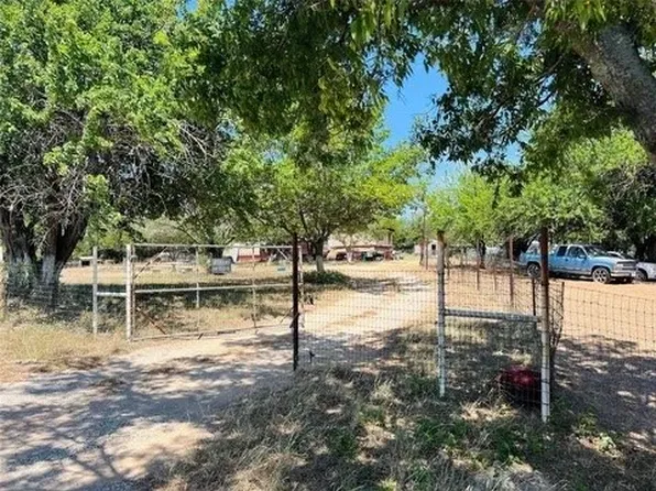 740 Meadow Rd, Springtown, TX 76082
