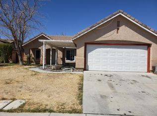 6153 Treehaven Ct, Lancaster, CA 93536