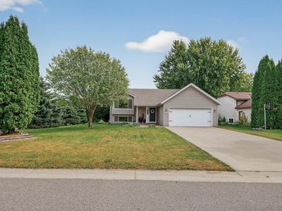 2181 Helena Rd N, Oakdale, MN, 55128