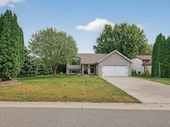 2181 Helena Rd N, Oakdale, MN 55128