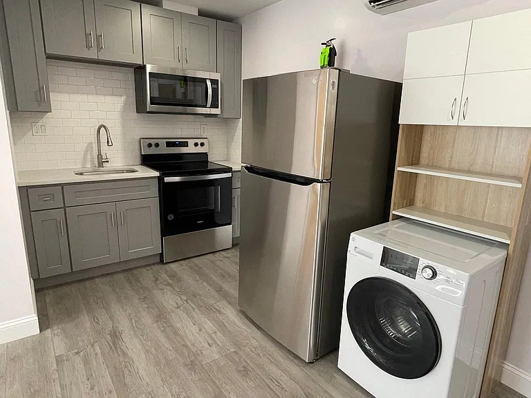 3335 Spring Garden St #2 — Photo 8