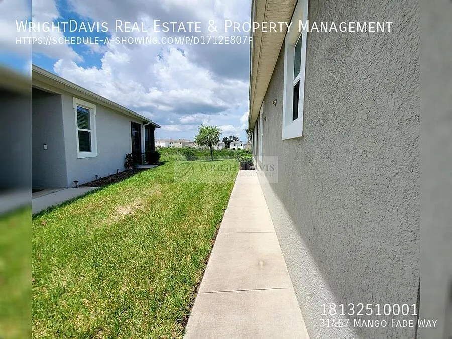Waterfront 3/2 Villa in Mirada Community — Photo 2