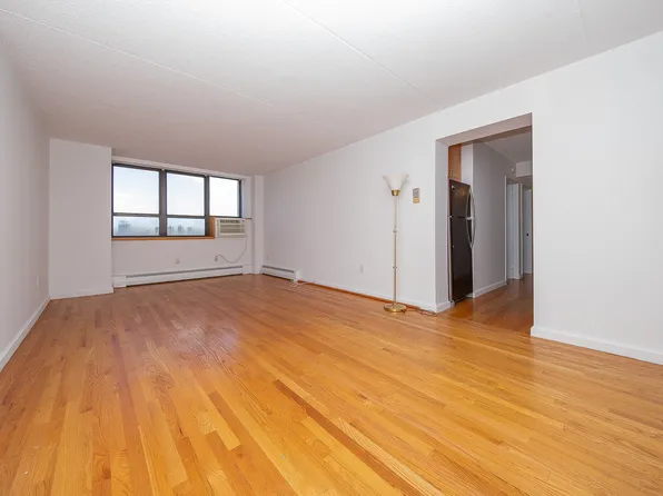 300 Cathedral Parkway 12C image 3 of 14