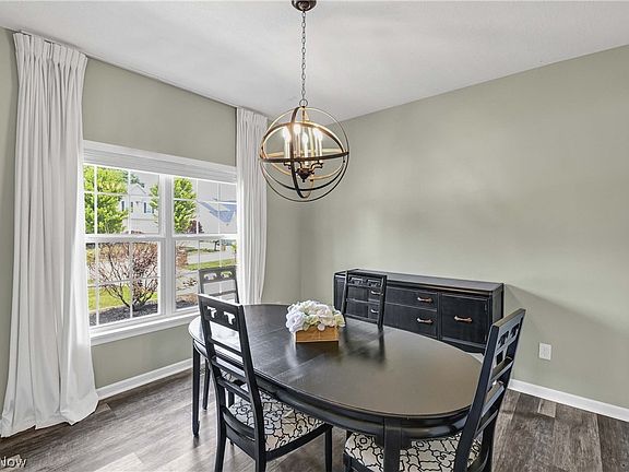 5th image of 4075 Turnberry Dr