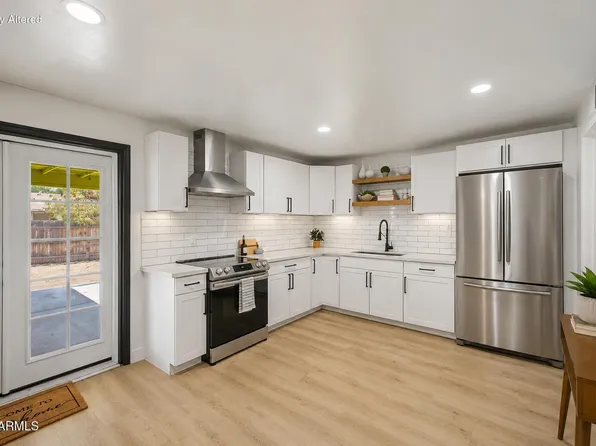6727 W PIERSON Street, Phoenix, AZ 85033