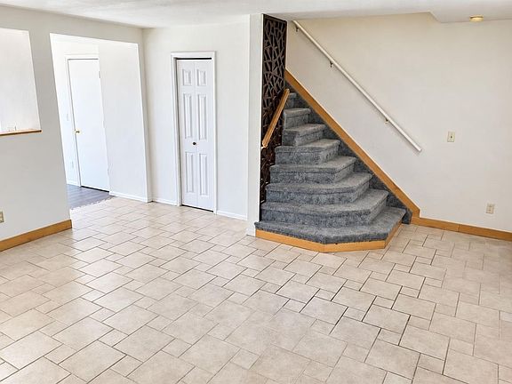 4th image of 5158 Goshawk Street